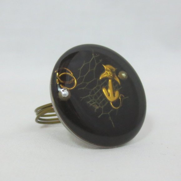 New Handcrafted Vintage Button Steampunk Cat Ring - Picture 2 of 10